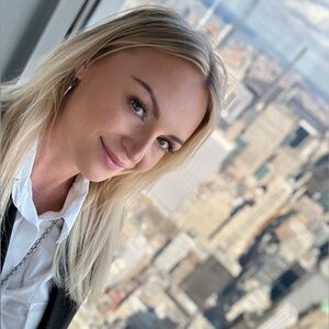 Meet your Posher, Monika